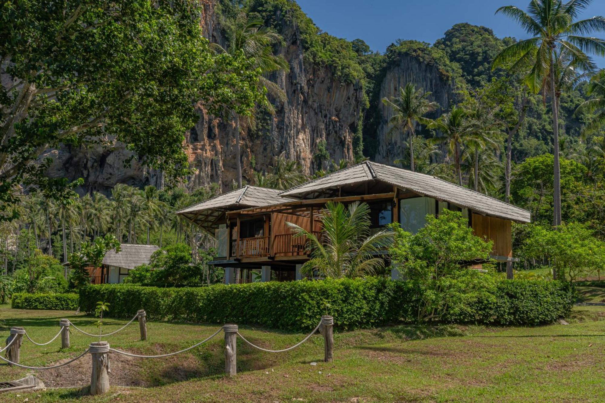 Tinidee Hideaway Tonsai Beach Krabi - Sha Extra Plus Exterior photo